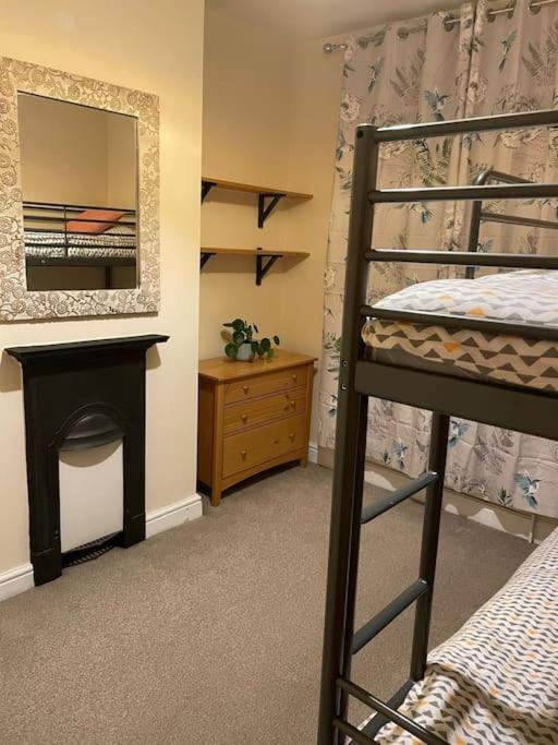 Gloucester Rd 2 Mins Away - Fab, New, Trendy House Bristol Dış mekan fotoğraf