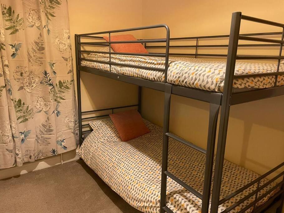 Gloucester Rd 2 Mins Away - Fab, New, Trendy House Bristol Dış mekan fotoğraf
