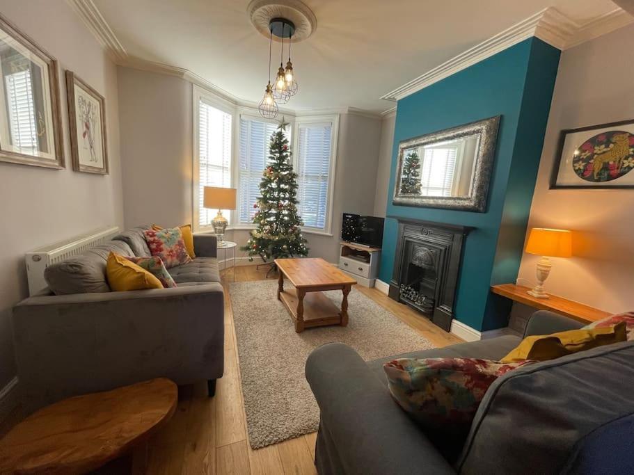 Gloucester Rd 2 Mins Away - Fab, New, Trendy House Bristol Dış mekan fotoğraf